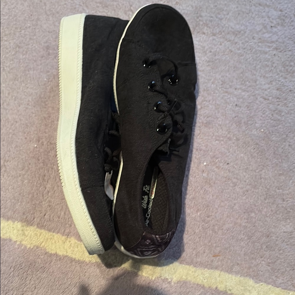 Skechers Black and Orange Sneakers with Air-Cooled Insole - Picture 3 of 9